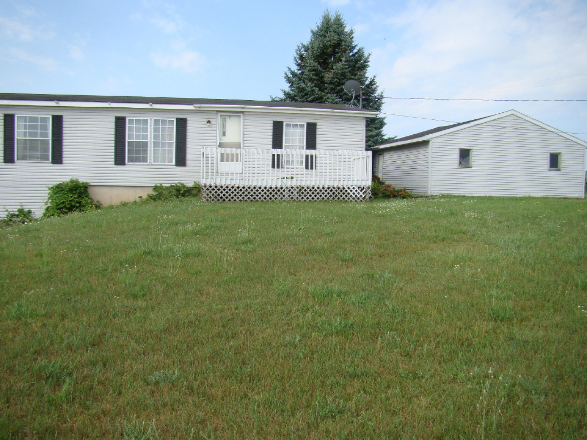 7430 Lessiter Road Northeast Belding, MI 48809 - Photo 5 of 26 DSC06014