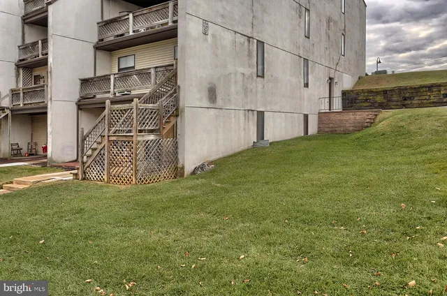 $1,600 | 1334 M West Wyomissing Boulevard, West Lawn, PA 19609