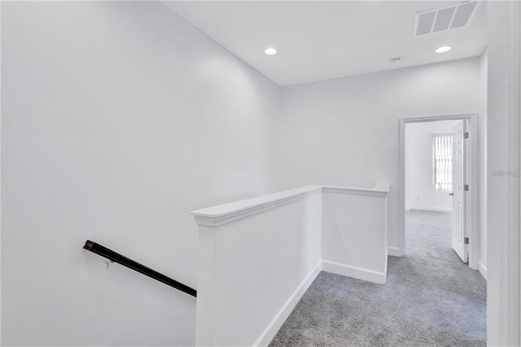 5830 Circa Fishhawk Boulevard Lithia, FL 33547 - Photo 22 of 37 a view of an empty room