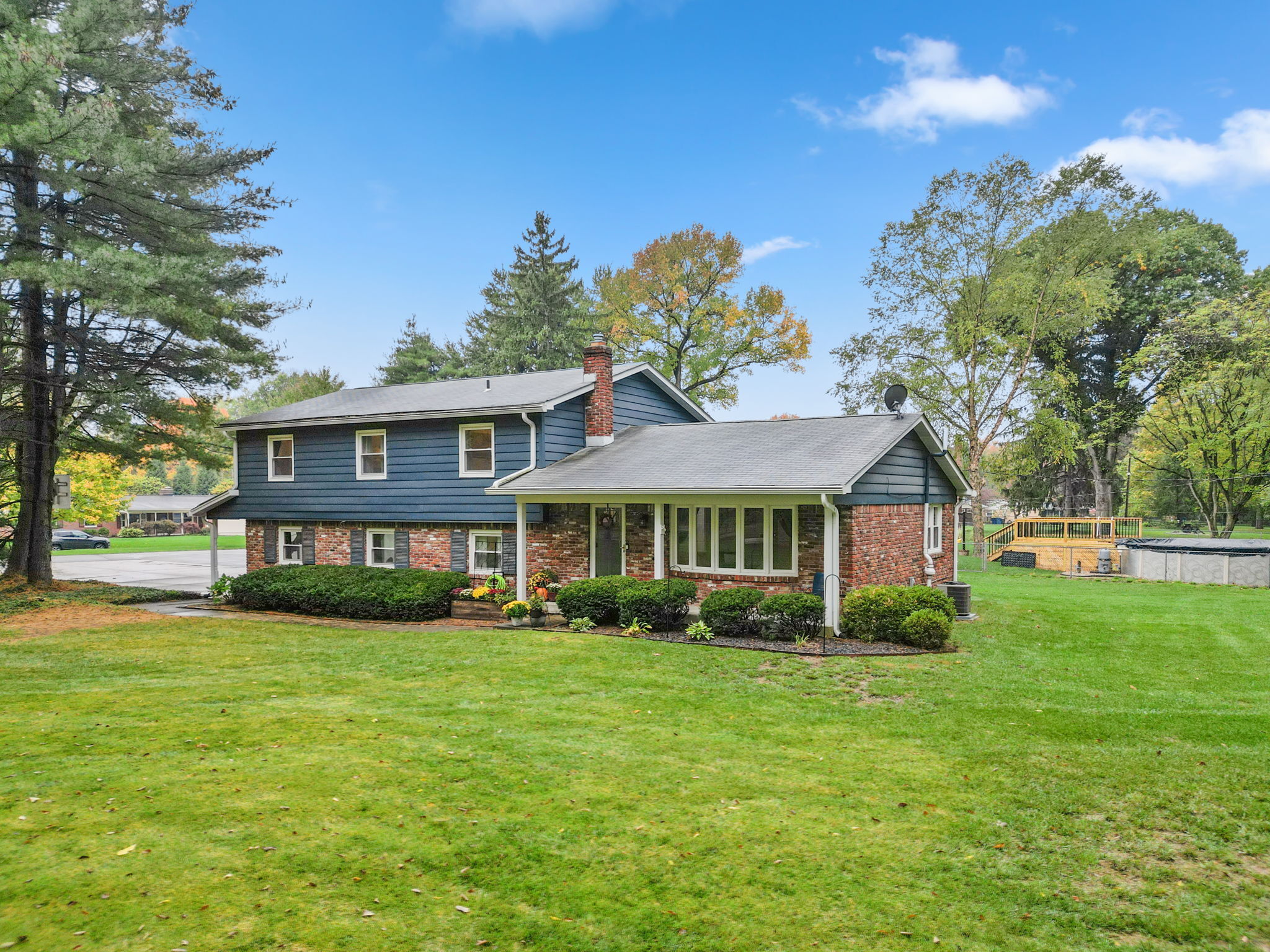 7760 Dean Road Indianapolis, IN 46240 - Photo 2 of 46