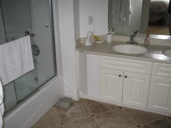 $4,000 | 3604 54th Drive West, Unit 204, Bradenton, FL 34210