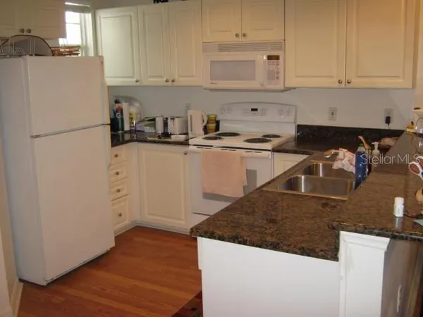 $4,000 | 3604 54th Drive West, Unit 204, Bradenton, FL 34210