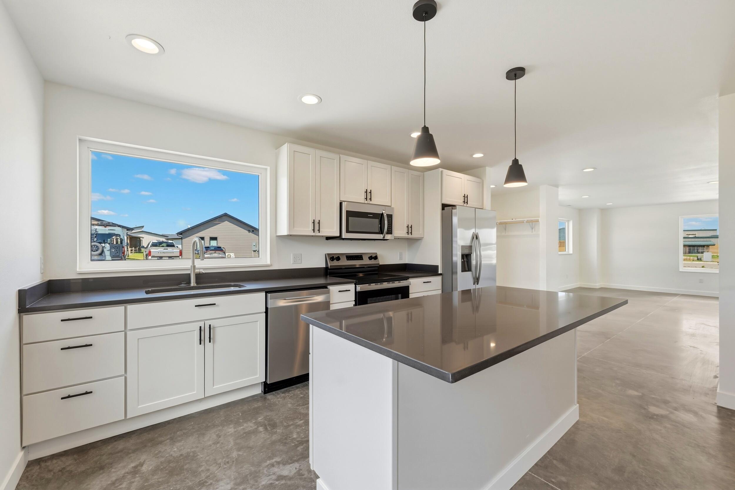 1402 Windsor Drive, Unit G Ranchester, WY 82839 - Photo 11 of 33 1402 windsor 57