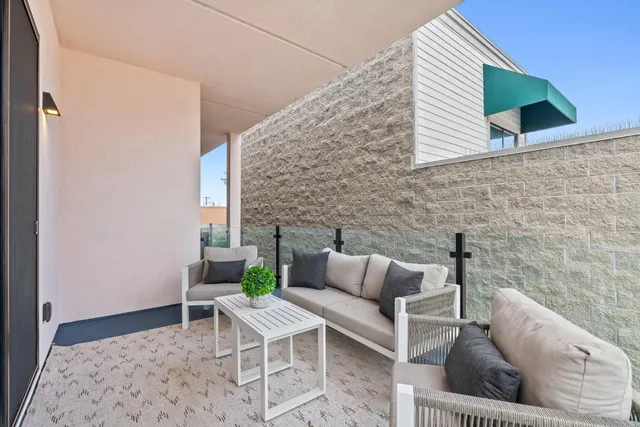 $1,425,000 | 924 Woodside Road, Redwood City, CA 94061