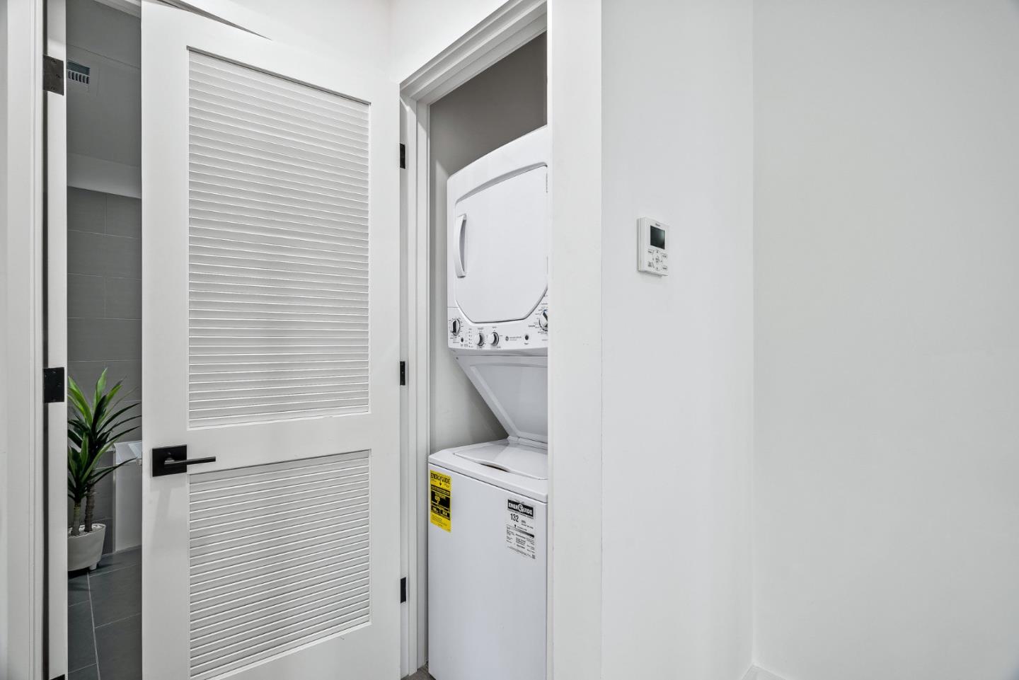 924 Woodside Road Redwood City, CA 94061 - Photo 20 of 42