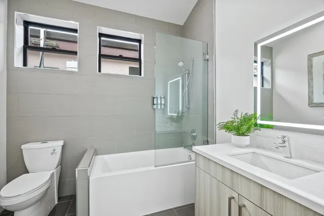 $1,425,000 | 924 Woodside Road, Redwood City, CA 94061