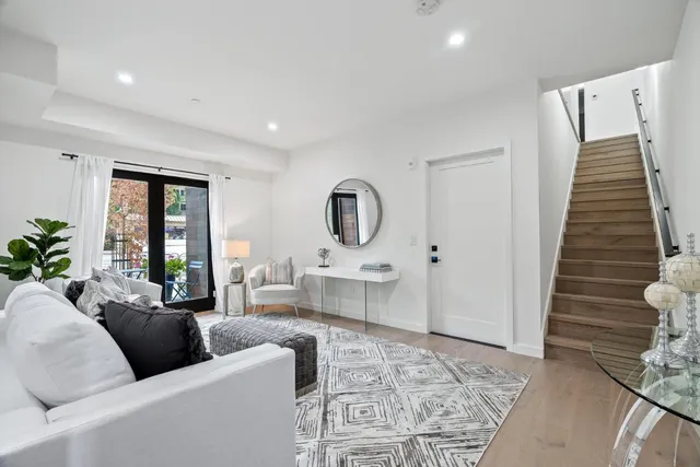 $1,425,000 | 924 Woodside Road, Redwood City, CA 94061