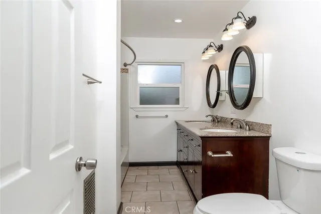 $1,125,000 | 1967-1965 8th Street, San Fernando, CA 91340