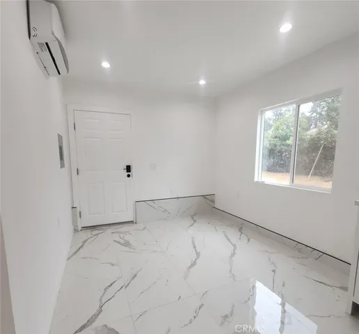 $1,125,000 | 1967-1965 8th Street, San Fernando, CA 91340