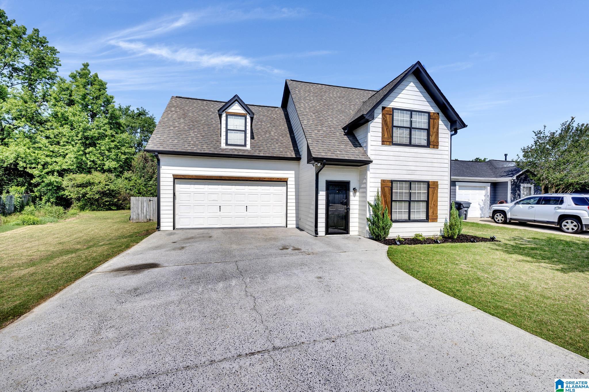 1004 Meriweather Court Calera, AL 35040 - Photo 4 of 31