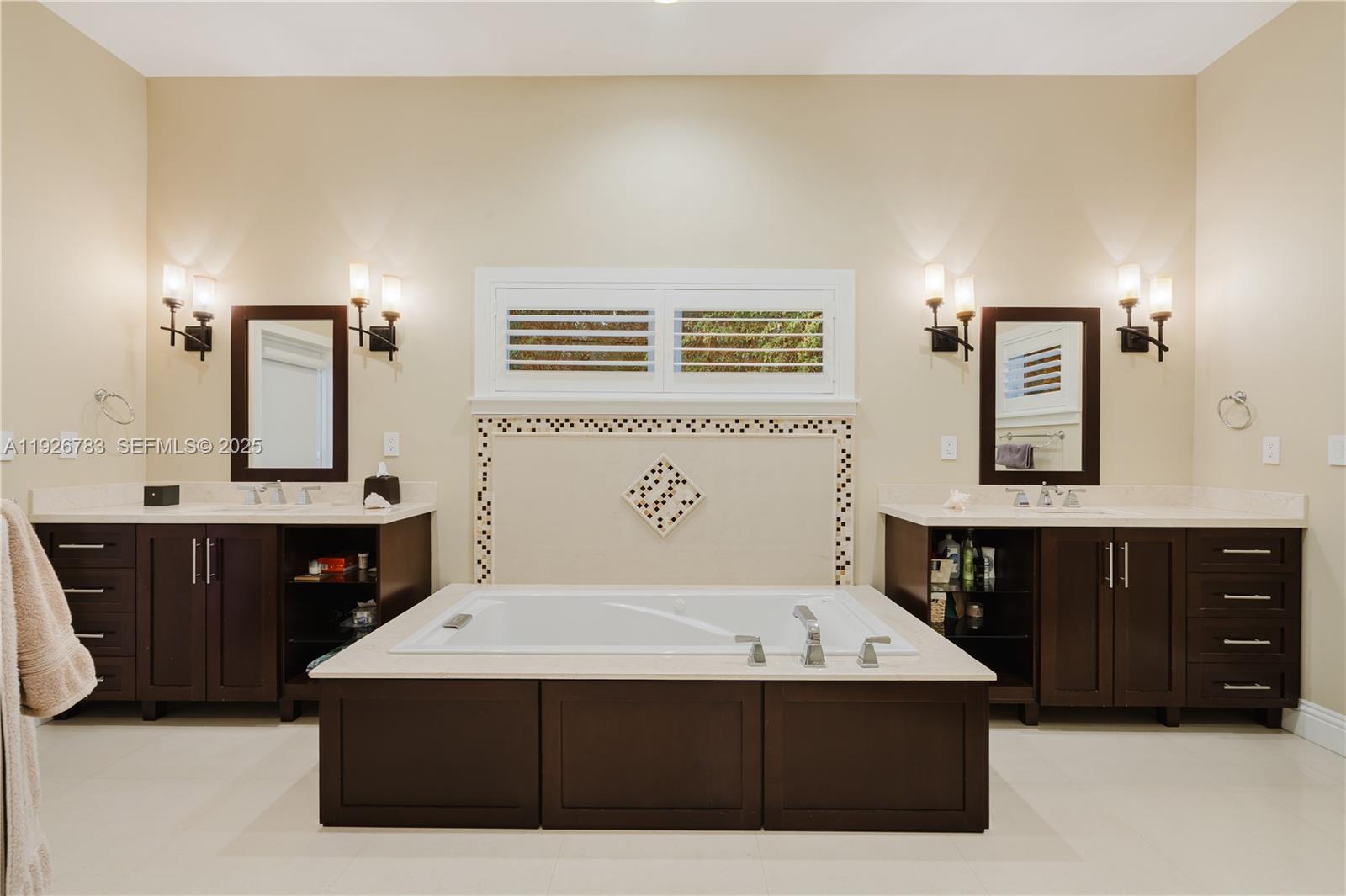 6755 Southwest 99th Terrace Pinecrest, FL 33156 - Photo 37 of 61