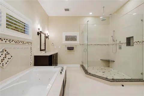 $3,950,000 | 6755 Southwest 99th Terrace, Pinecrest, FL 33156