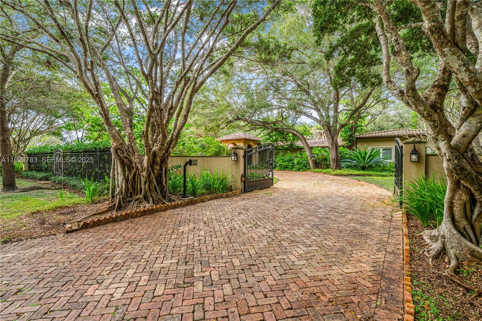 6755 Southwest 99th Terrace Pinecrest, FL 33156 - Photo 41 of 61