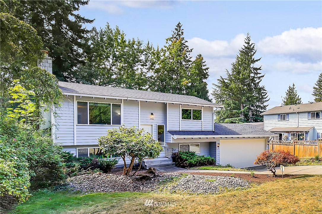 12913 Southeast 188th Street Renton, WA 98058 - Photo 4 of 20 Gallery Image 4