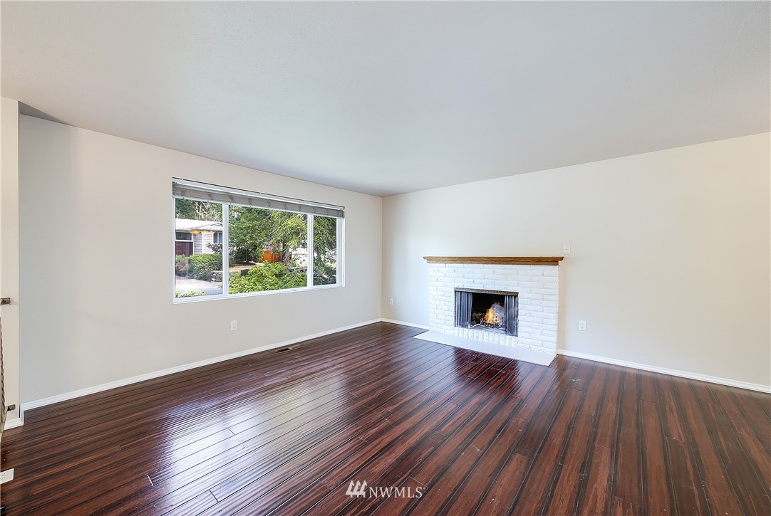 12913 Southeast 188th Street Renton, WA 98058 - Photo 5 of 20 Gallery Image 5