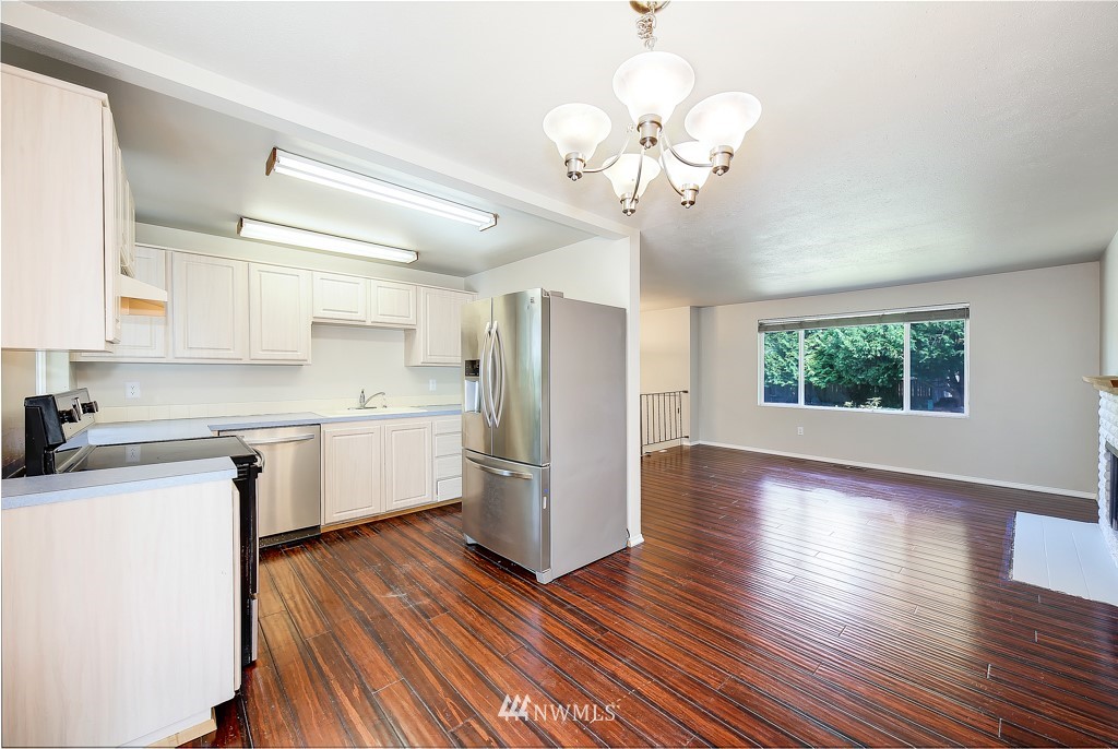 12913 Southeast 188th Street Renton, WA 98058 - Photo 8 of 20 Gallery Image 8