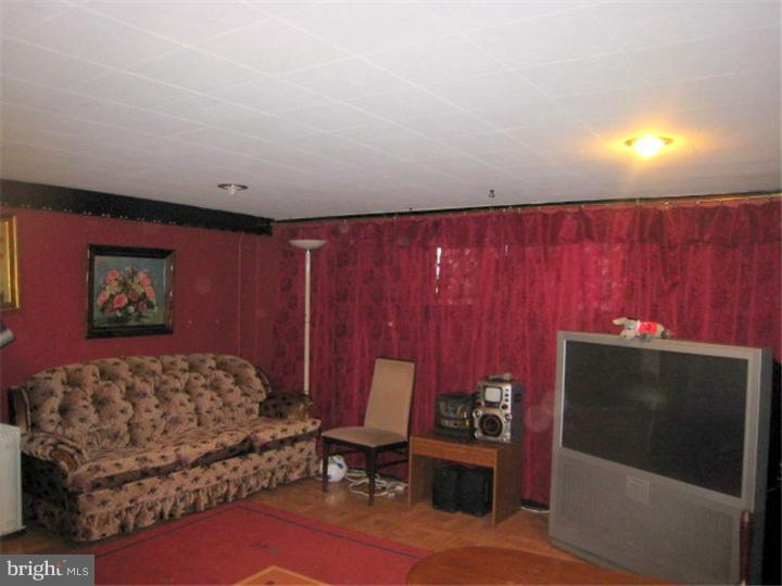 1728 Danforth Street Philadelphia, PA 19152 - Photo 14 of 23 Basement - Finished
