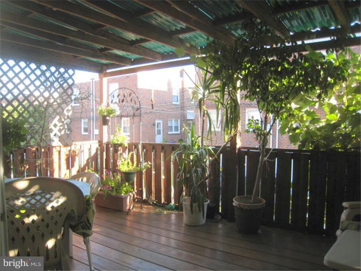 1728 Danforth Street Philadelphia, PA 19152 - Photo 15 of 23 Deck