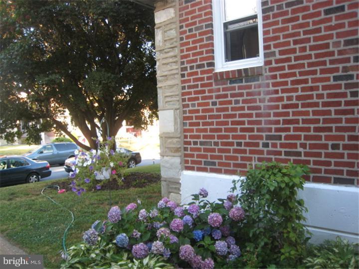 1728 Danforth Street Philadelphia, PA 19152 - Photo 17 of 23 Exterior