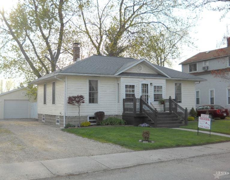 330 Line Street Decatur, IN 46733 - Photo 2 of 22