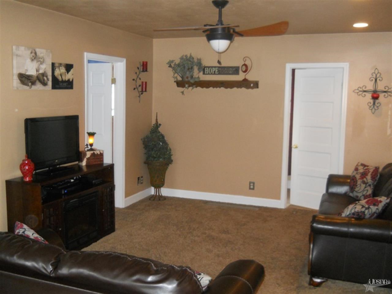 330 Line Street Decatur, IN 46733 - Photo 12 of 22