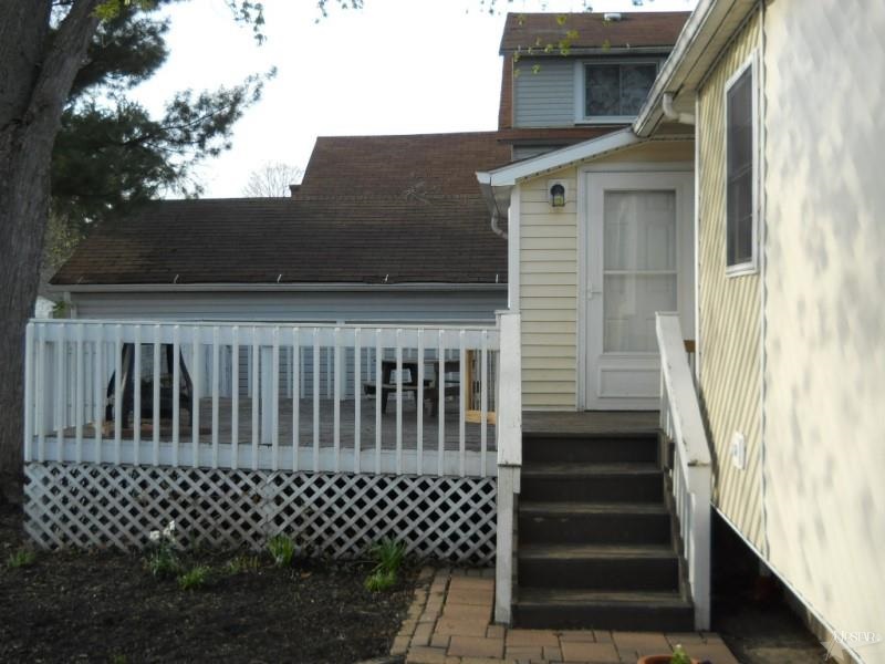 330 Line Street Decatur, IN 46733 - Photo 3 of 22