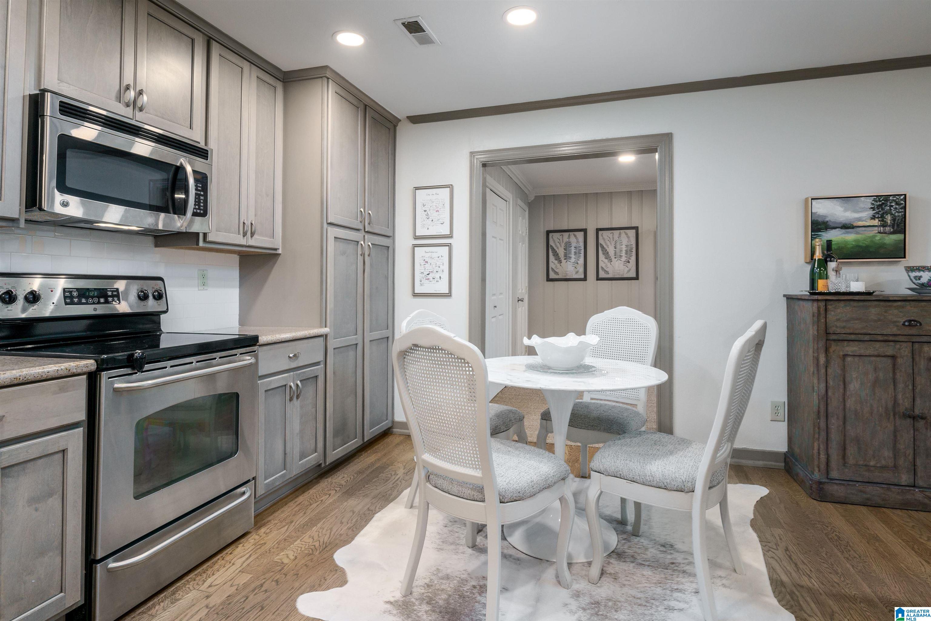 1106 Sims Avenue Birmingham, AL 35213 - Photo 15 of 34
