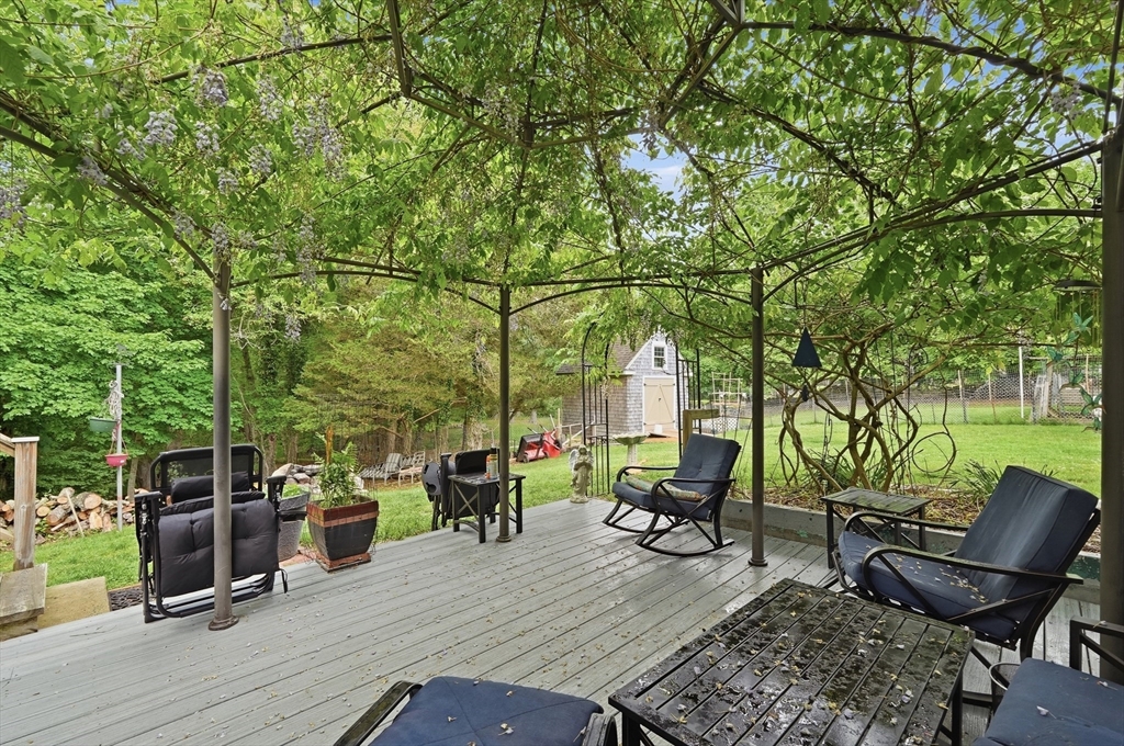 602 Old County Road Westport, MA 02790 - Photo 36 of 38