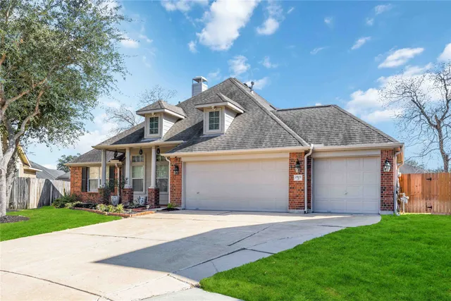 $379,900 | 2503 Harpers Creek Court, Fresno, TX 77545