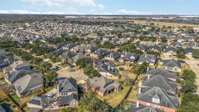 $379,900 | 2503 Harpers Creek Court, Fresno, TX 77545