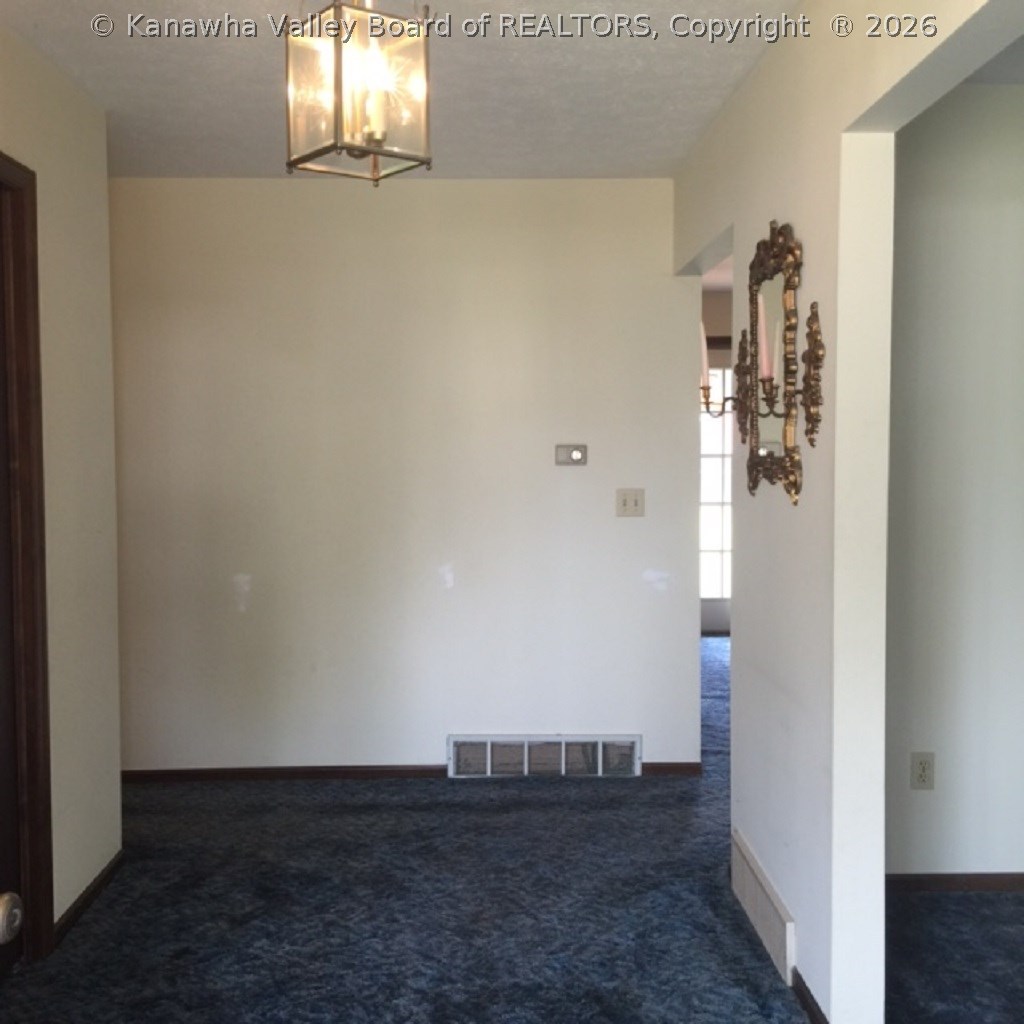10 Wakefield Road Point Pleasant, WV 25550 - Photo 2 of 8 Gallery Image 2
