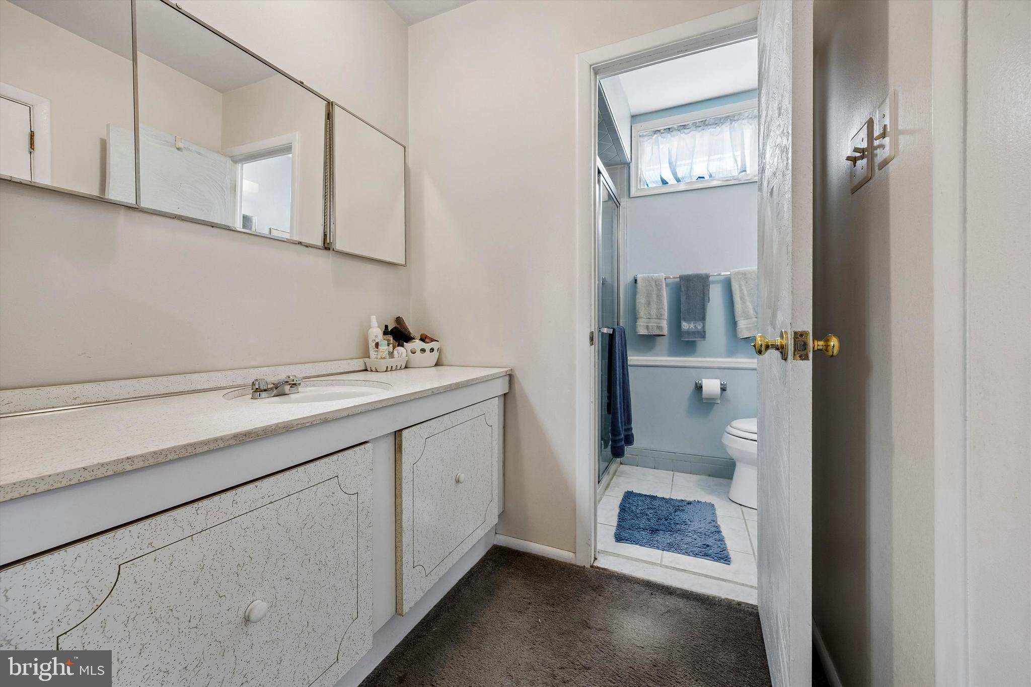 400 Woodhaven Road Philadelphia, PA 19116 - Photo 14 of 25 a room with a sink and cabinets