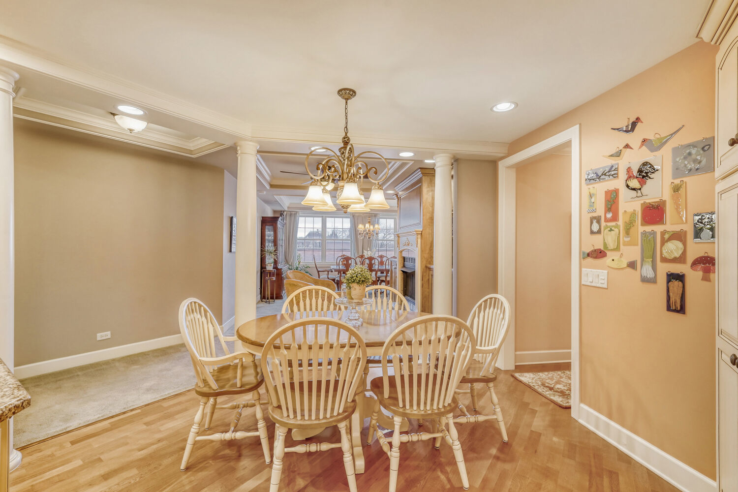 10 East Burlington Street, Unit 3B Riverside, IL 60546 - Photo 14 of 39