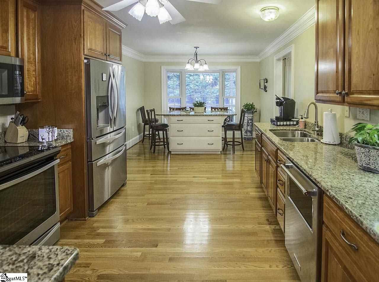 110 Lakewinds Boulevard Inman, SC 29349 - Photo 14 of 36