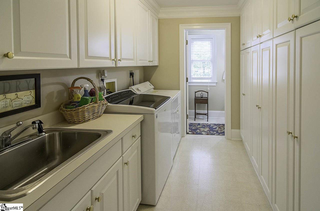 110 Lakewinds Boulevard Inman, SC 29349 - Photo 17 of 36