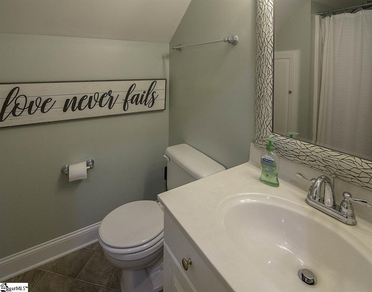 110 Lakewinds Boulevard Inman, SC 29349 - Photo 30 of 36