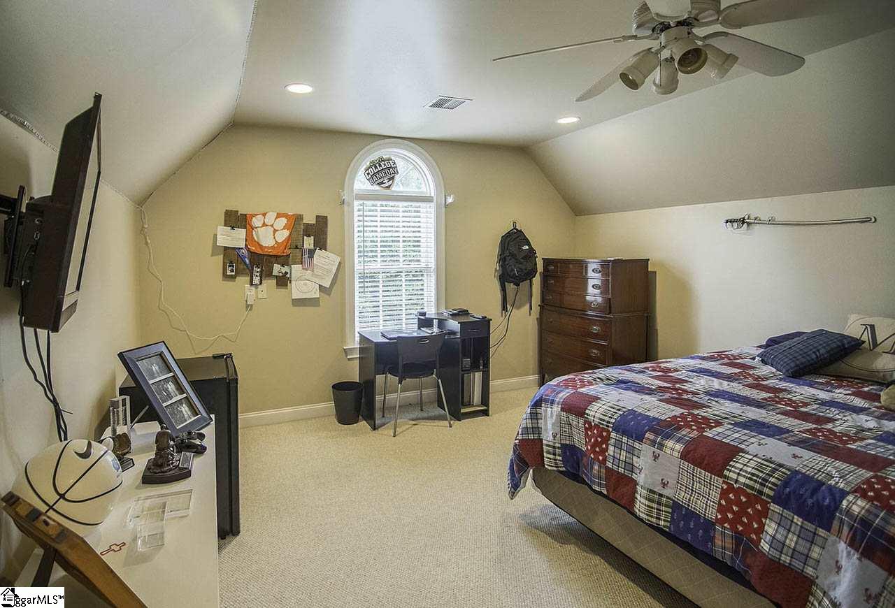 110 Lakewinds Boulevard Inman, SC 29349 - Photo 34 of 36