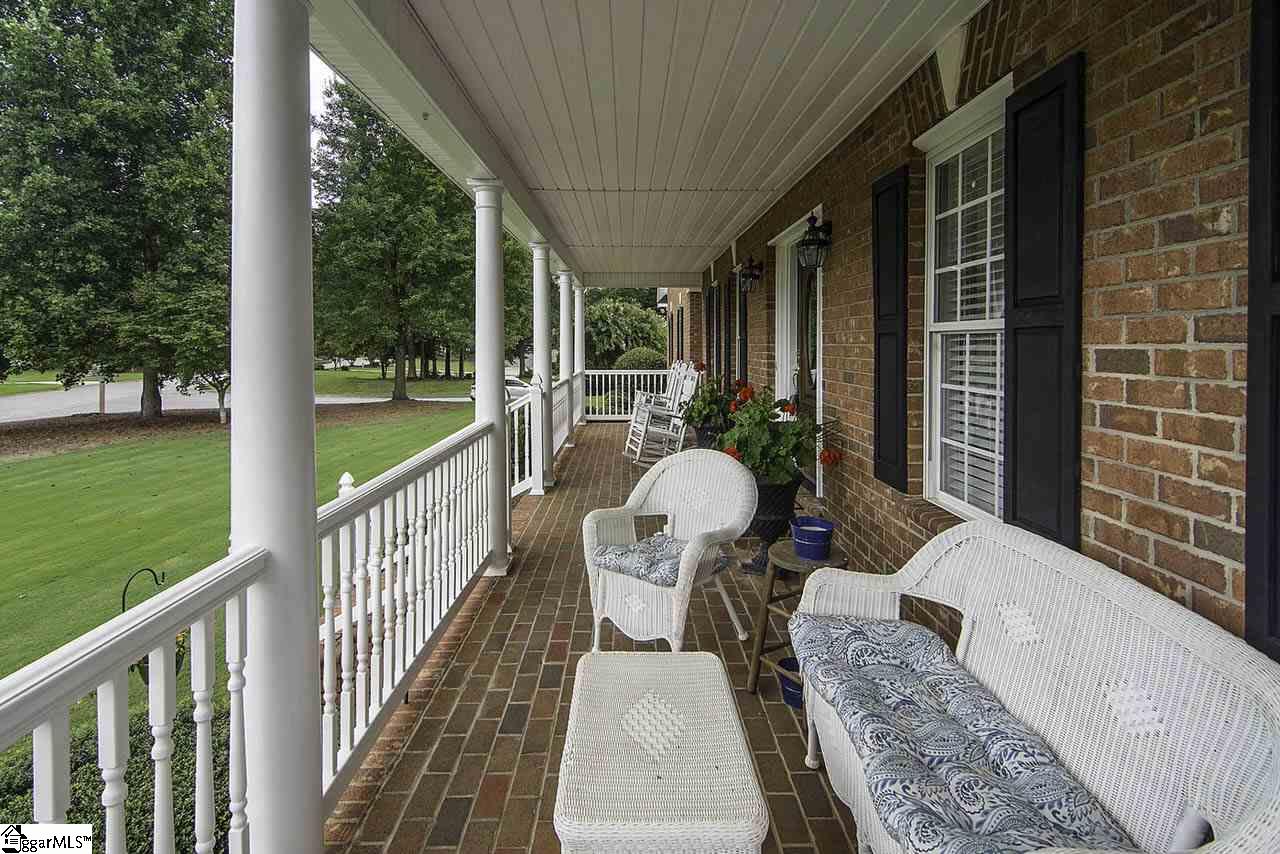 110 Lakewinds Boulevard Inman, SC 29349 - Photo 5 of 36