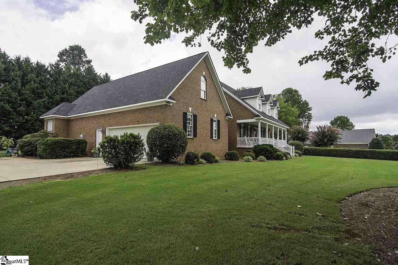 110 Lakewinds Boulevard Inman, SC 29349 - Photo 6 of 36