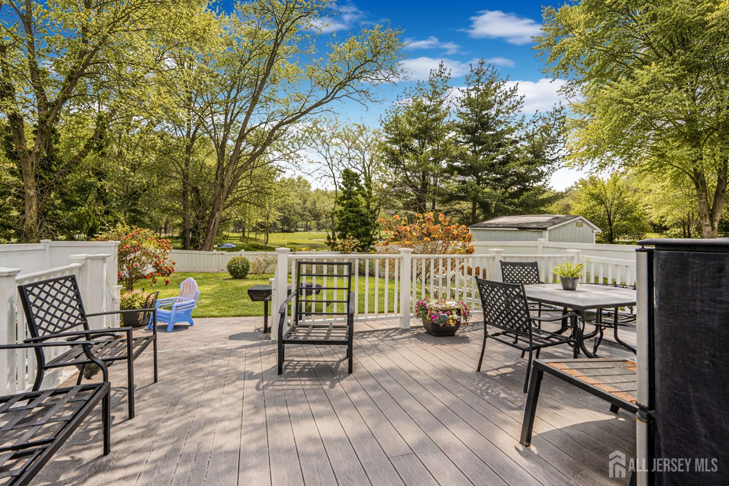 38 Longfellow Drive Colonia, NJ 07067 - Photo 28 of 31