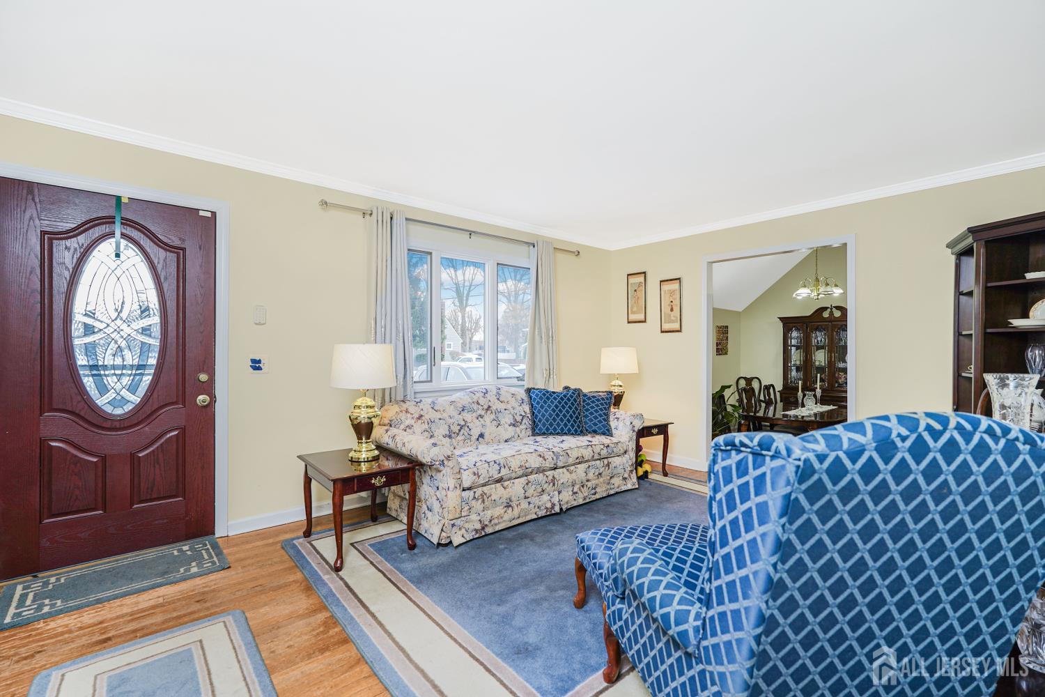 38 Longfellow Drive Colonia, NJ 07067 - Photo 4 of 31