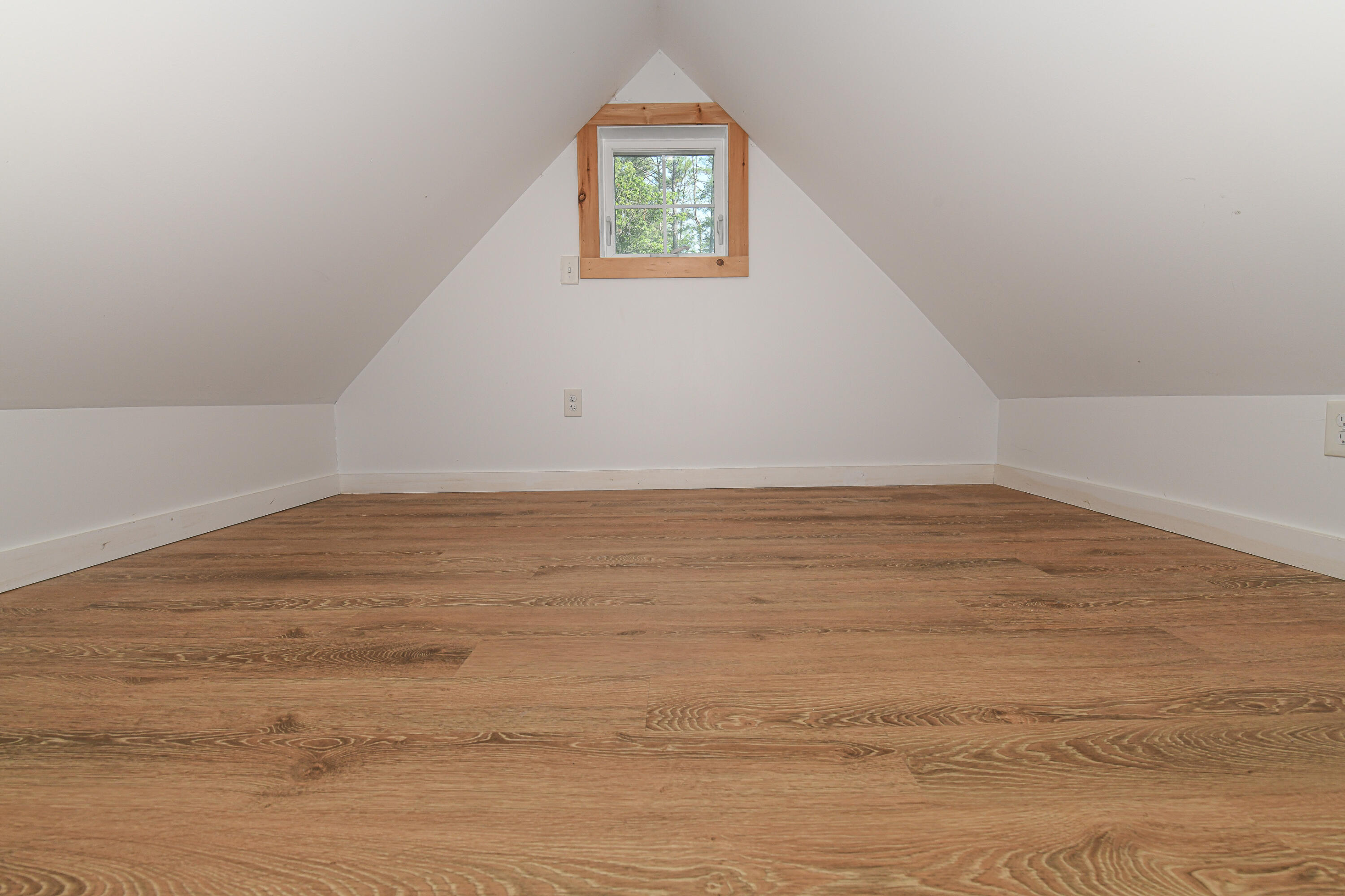 16 Dawes Hill Road Harrison, ME 04040 - Photo 17 of 34 Loft