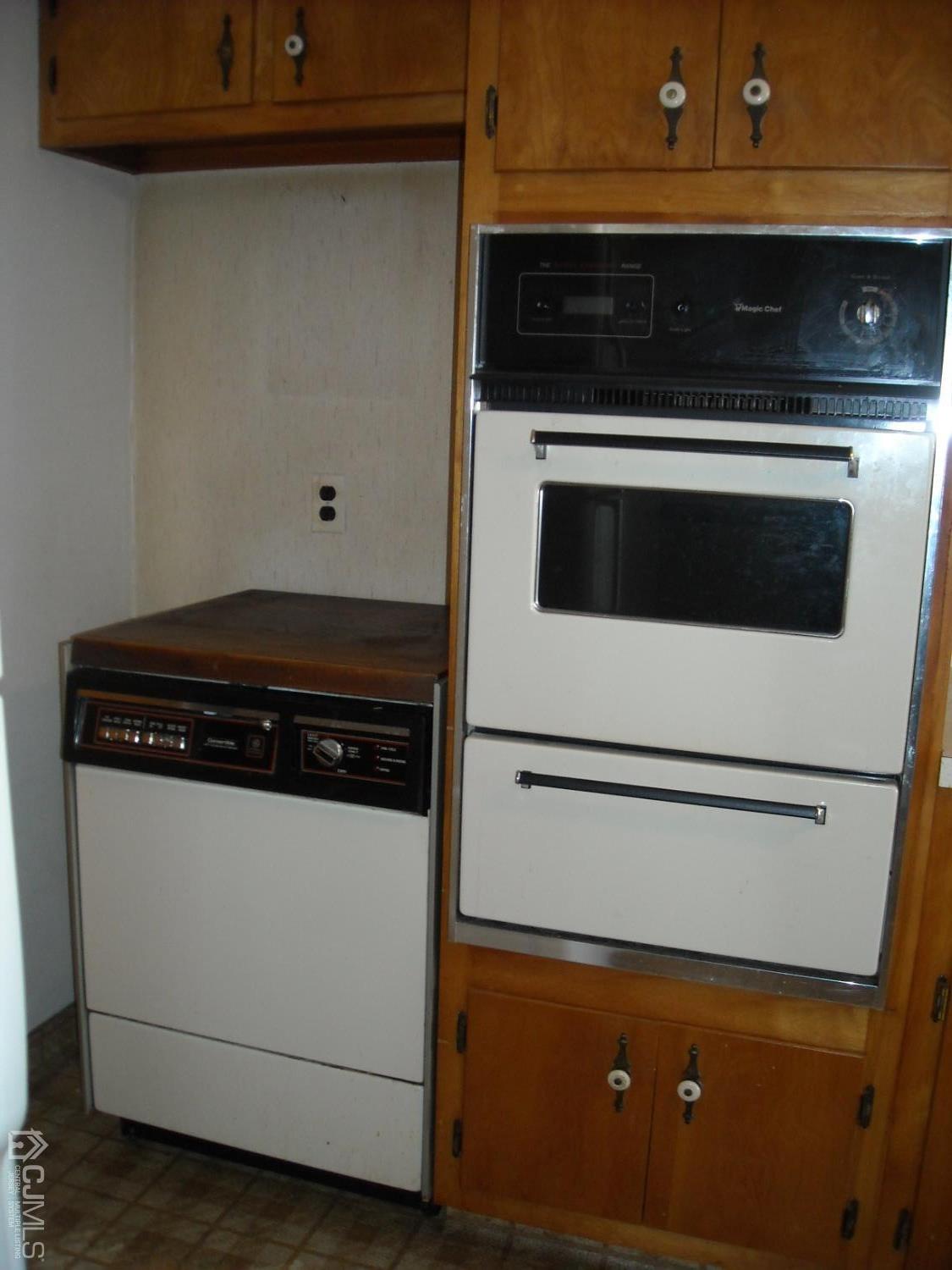 19 Elmont Road Hamilton, NJ 08610 - Photo 15 of 38 Gallery Image 15