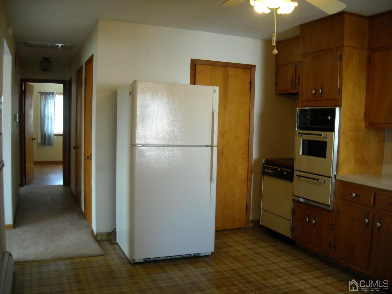 19 Elmont Road Hamilton, NJ 08610 - Photo 20 of 38 Gallery Image 20