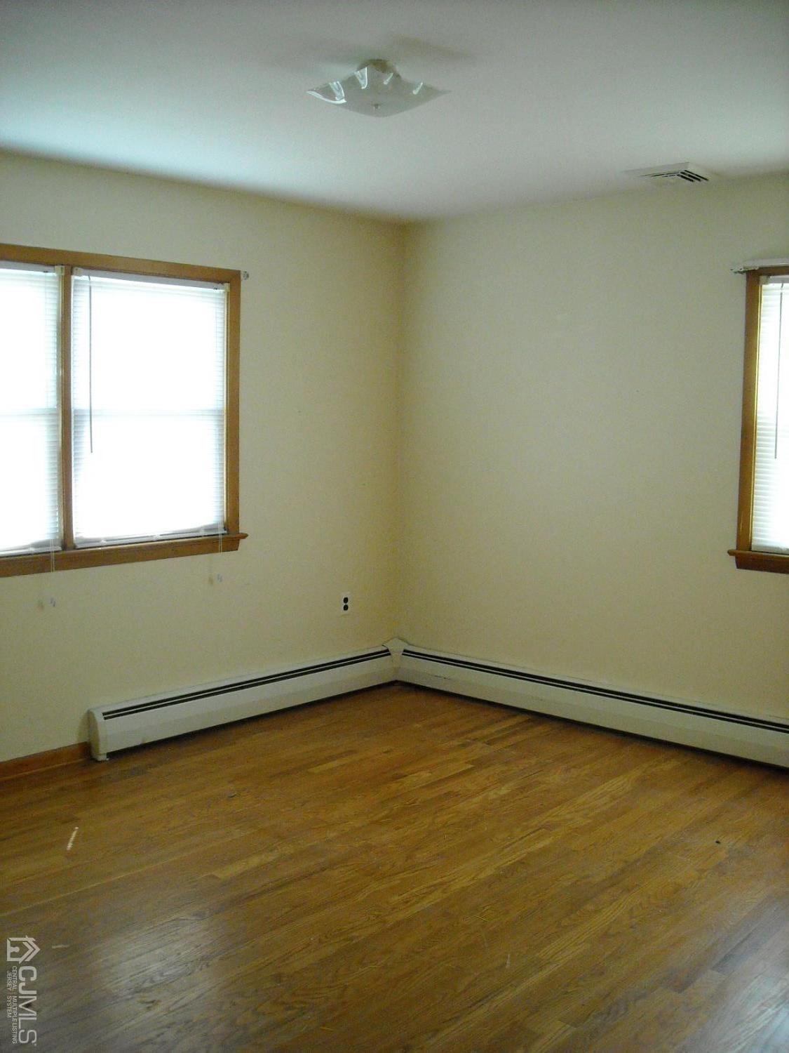 19 Elmont Road Hamilton, NJ 08610 - Photo 24 of 38 Gallery Image 24