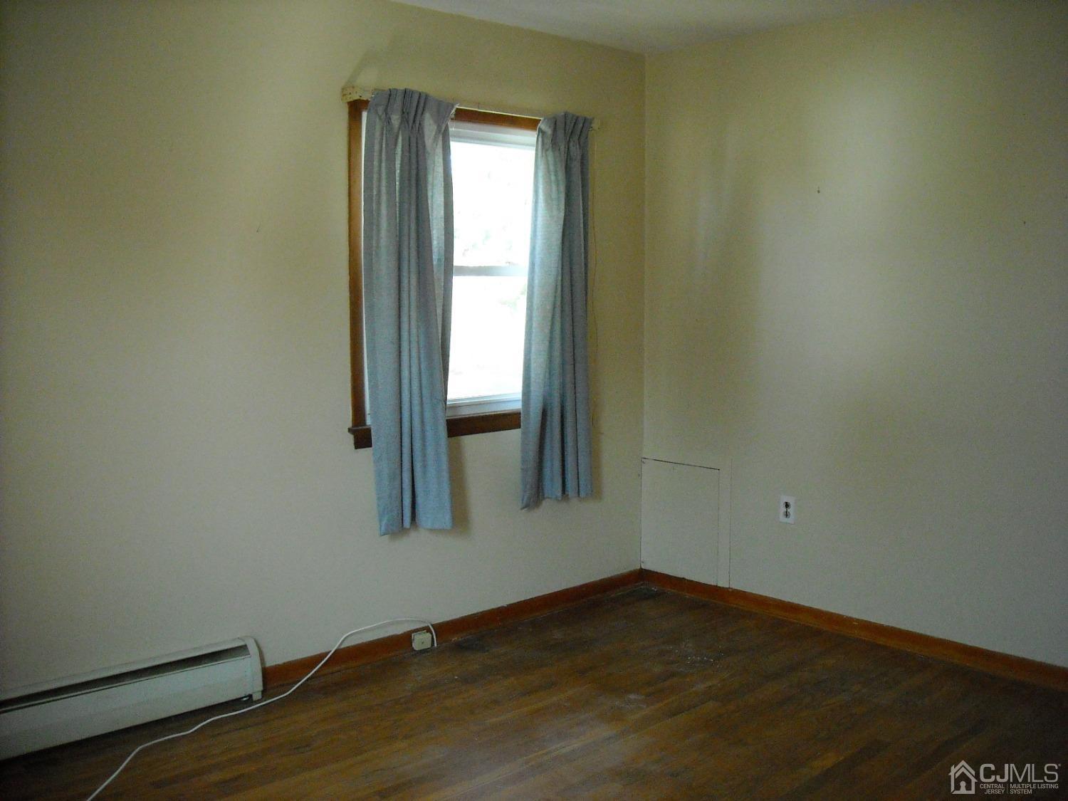 19 Elmont Road Hamilton, NJ 08610 - Photo 28 of 38 Gallery Image 28