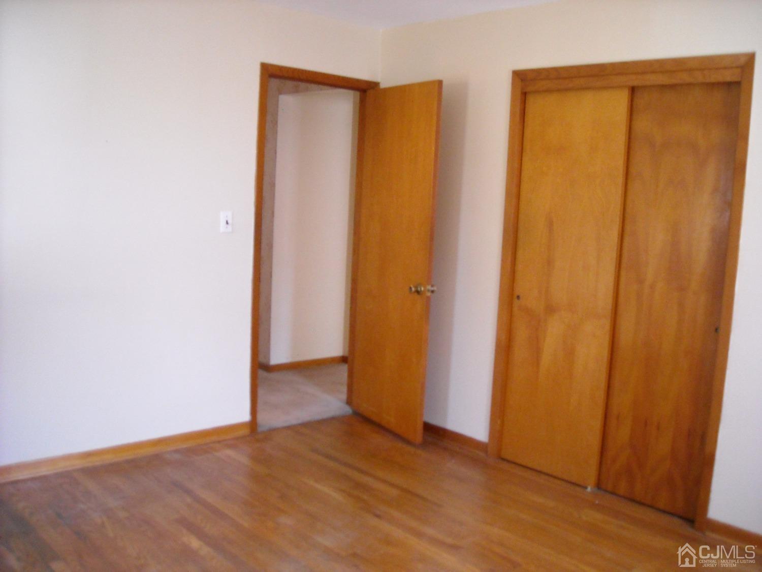 19 Elmont Road Hamilton, NJ 08610 - Photo 29 of 38 Gallery Image 29