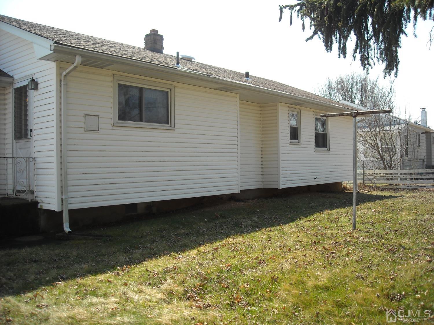 19 Elmont Road Hamilton, NJ 08610 - Photo 5 of 38 Gallery Image 5