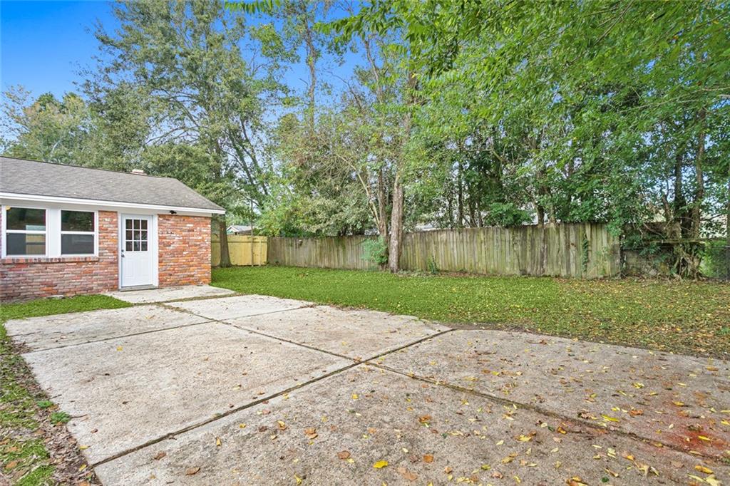 1420 Ridgecrest Drive Slidell, LA 70458 - Photo 19 of 20 Gallery Image 19