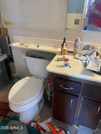 $220,000 | 3401 West St Moritz Lane, Phoenix, AZ 85053